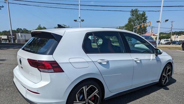 2025 Volkswagen Golf GTI SE