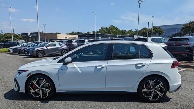 2025 Volkswagen Golf GTI SE
