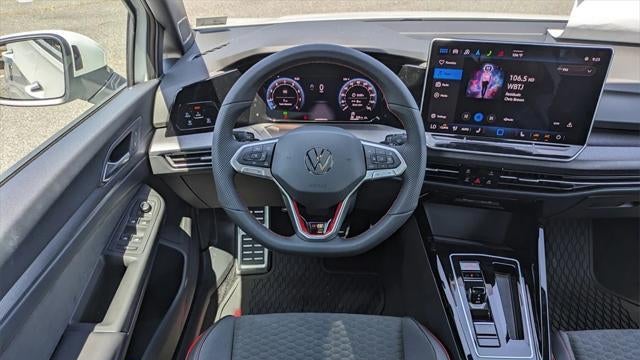 2025 Volkswagen Golf GTI SE