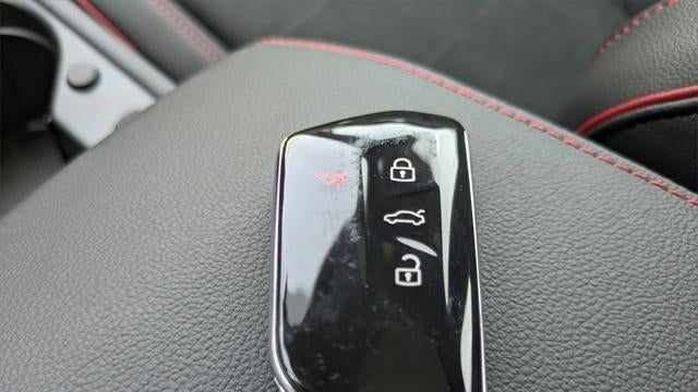 2025 Volkswagen Golf GTI SE