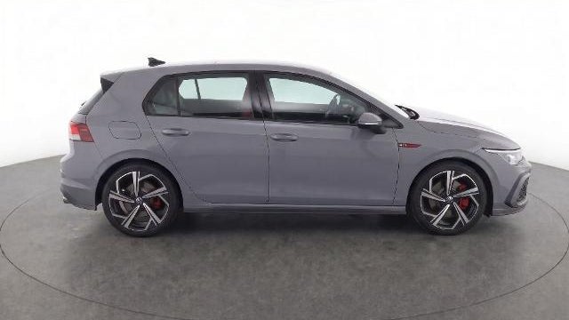 2025 Volkswagen Golf GTI SE