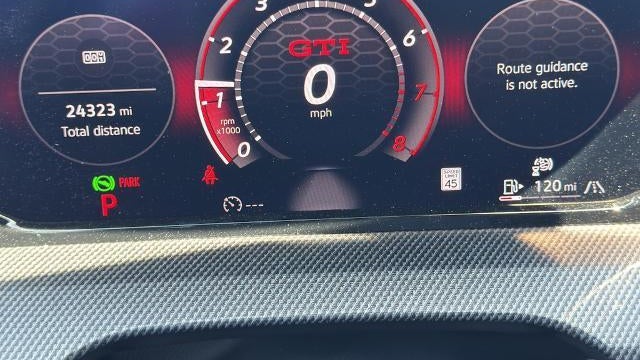 2025 Volkswagen Golf GTI SE