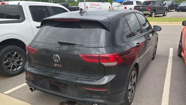 2025 Volkswagen Golf GTI SE