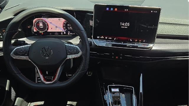2025 Volkswagen Golf GTI SE
