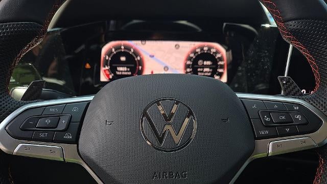 2025 Volkswagen Golf GTI SE
