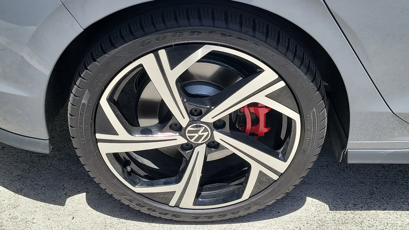2026 Volkswagen Golf GTI SE