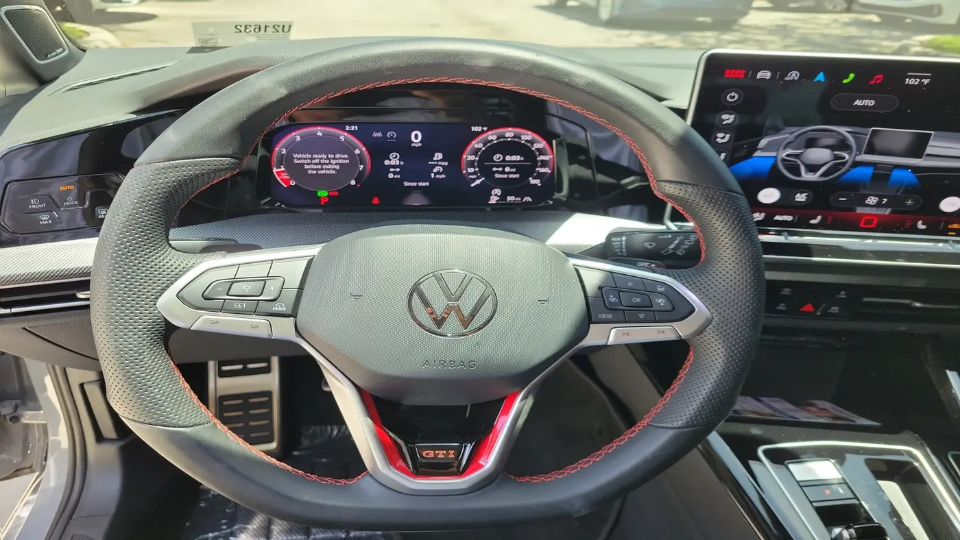 2026 Volkswagen Golf GTI SE