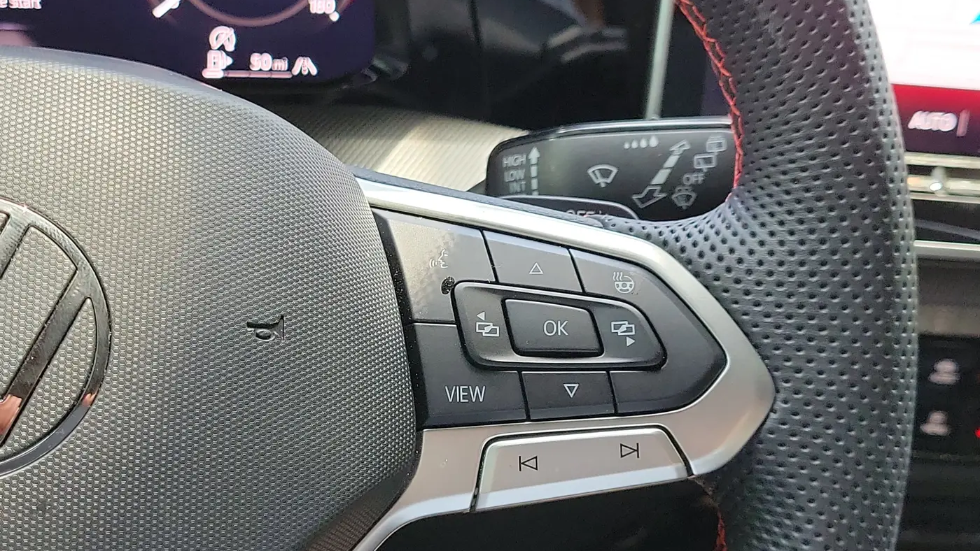 2026 Volkswagen Golf GTI SE
