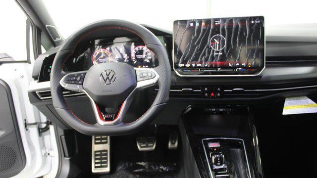 2026 Volkswagen Golf GTI SE