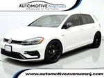 2019 Golf R Thumbnail 1