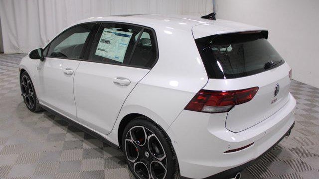 2026 Volkswagen Golf GTI Autobahn