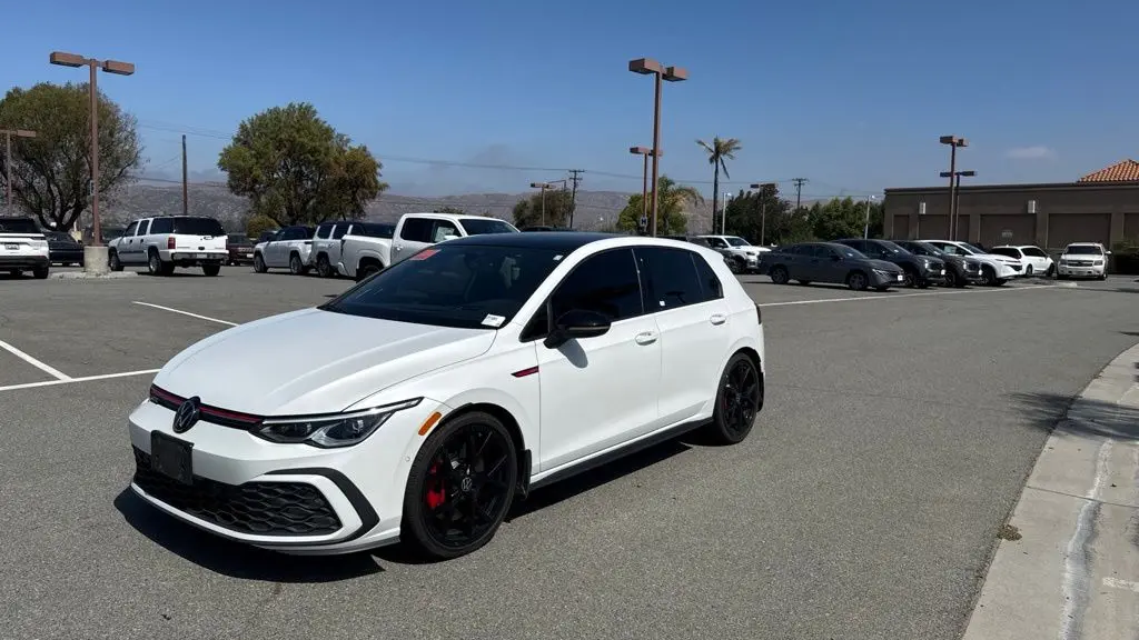 2024 Volkswagen Golf GTI 380 Autobahn