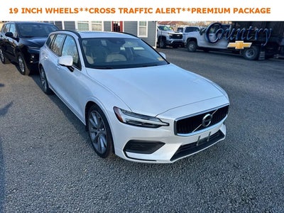Photo of a 2020 Volvo V60 T5 Momentum 4DR Wagon for sale