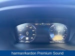 2020 V60 Thumbnail 11