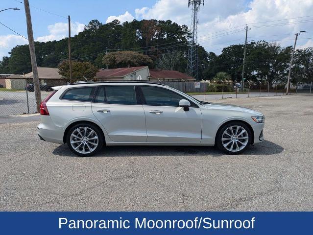 2020 Volvo V60 - $28,100
