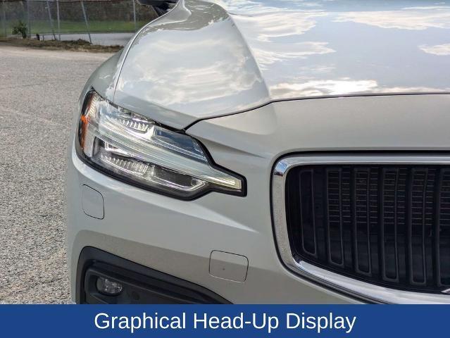 2020 Volvo V60 - $28,100
