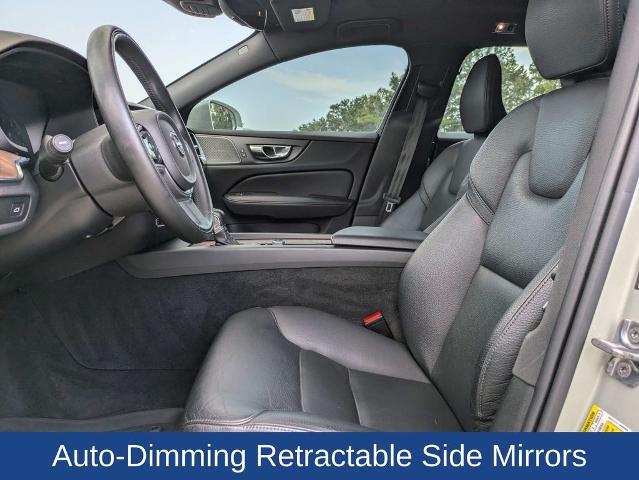 2020 Volvo V60 - $28,100