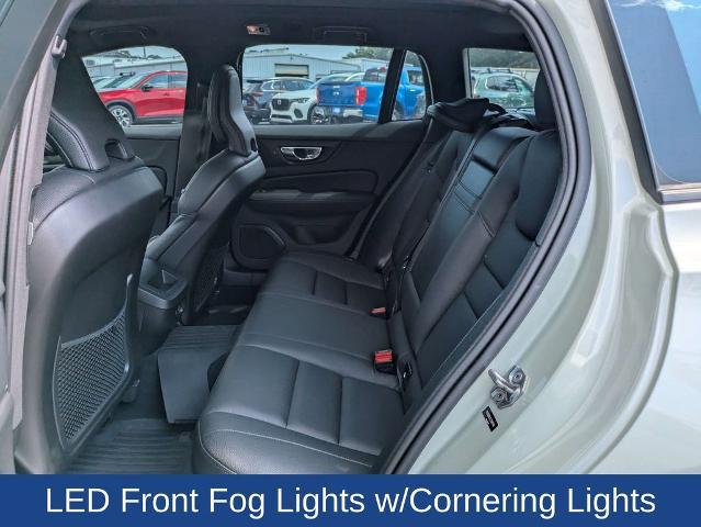 2020 Volvo V60 - $28,100
