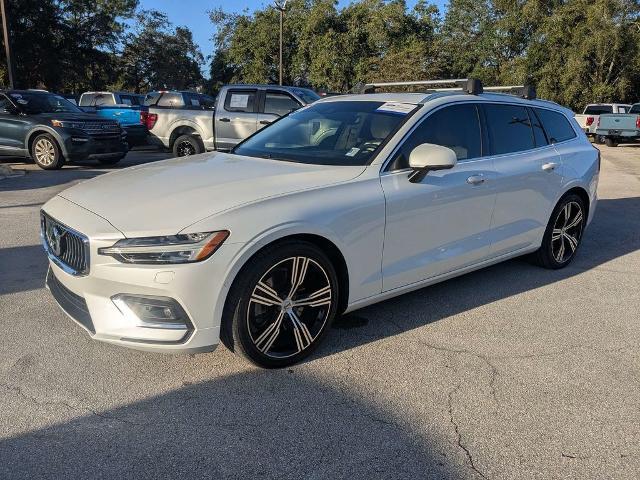 2020 Volvo V60 - $24,980