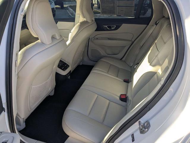 2020 Volvo V60 - $24,980