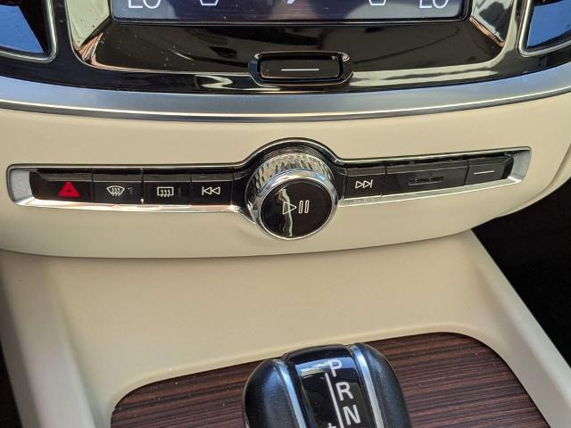 2020 Volvo V60 - $24,980