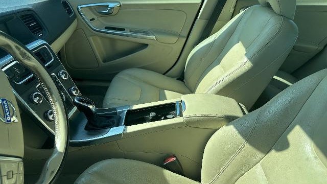 2016 Volvo S60 T5 Drive-E Premier
