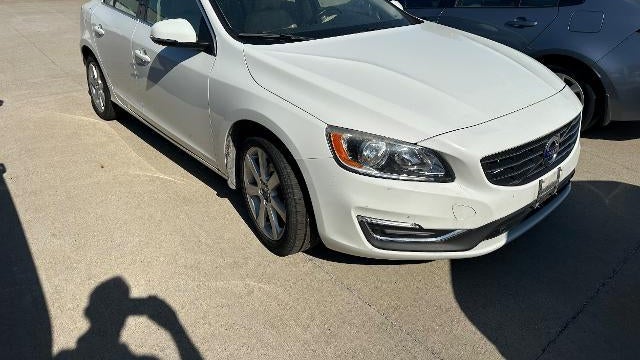 2016 Volvo S60 T5 Drive-E Premier