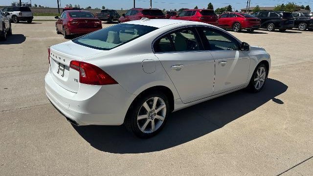2016 Volvo S60 T5 Drive-E Premier