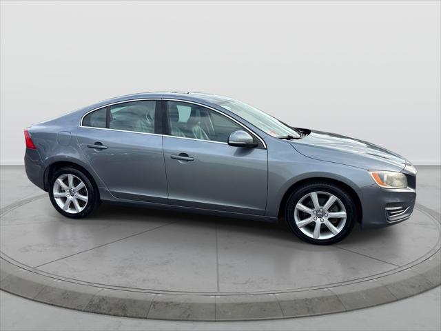 2016 Volvo S60 - $12,900