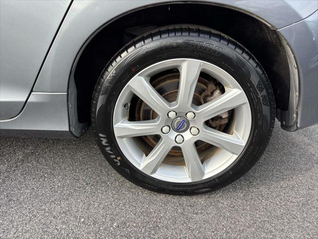 2016 Volvo S60 - $12,900