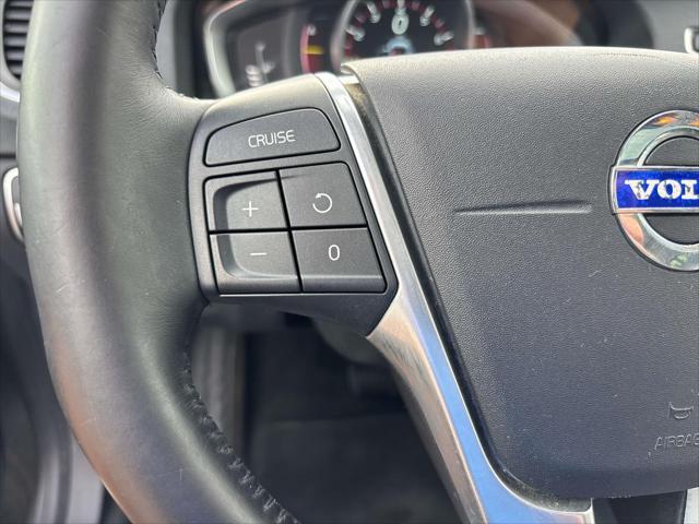 2016 Volvo S60 - $12,900