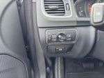 2016 S60 Thumbnail 16