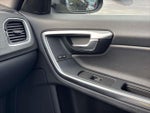 2016 S60 Thumbnail 30