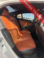 2016 S60 Thumbnail 10