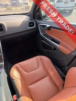 2016 S60 Thumbnail 14