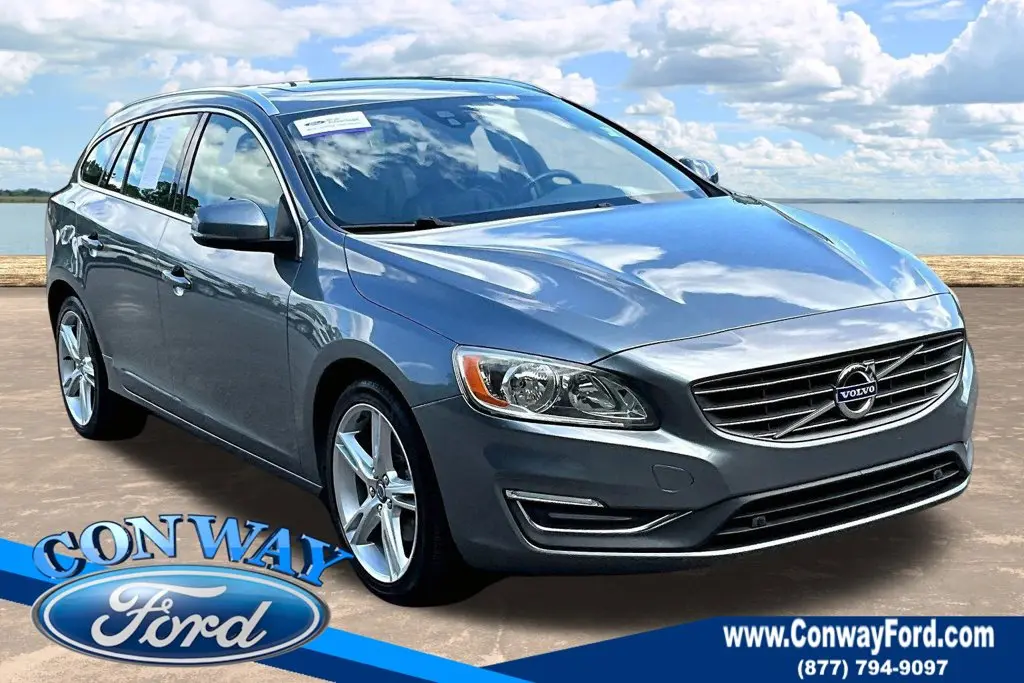 2017 Volvo V60 - $9,750