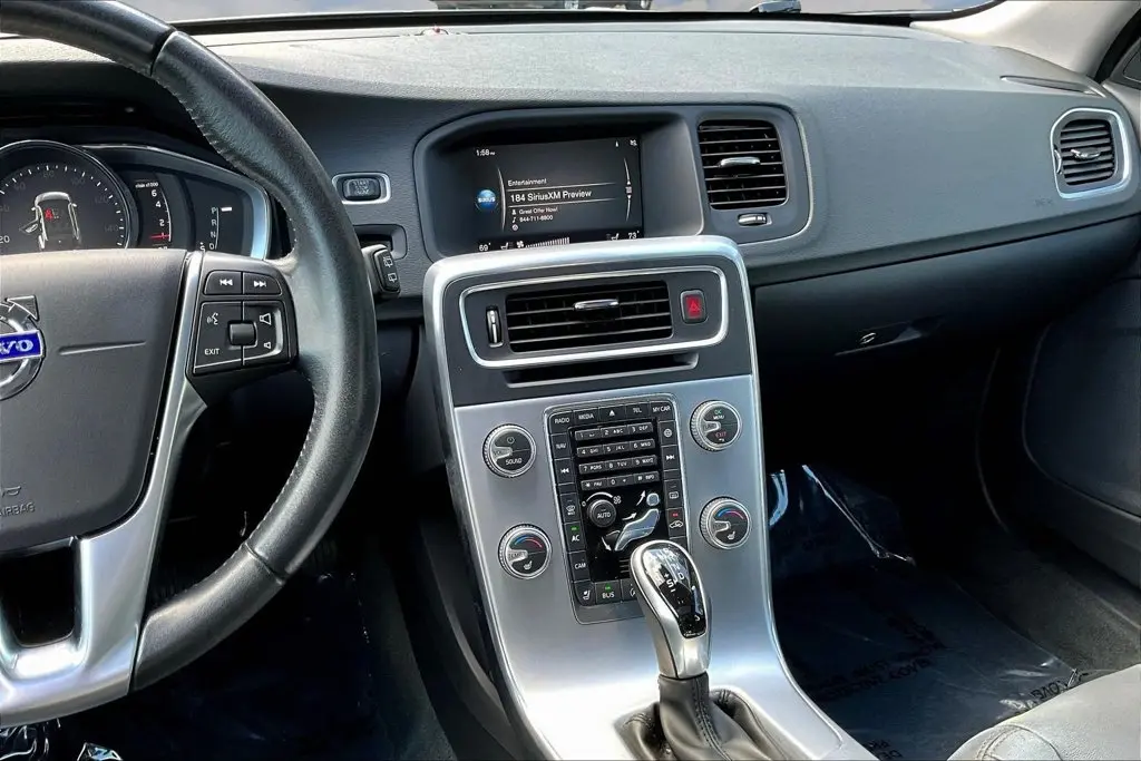 2017 Volvo V60 - $9,750