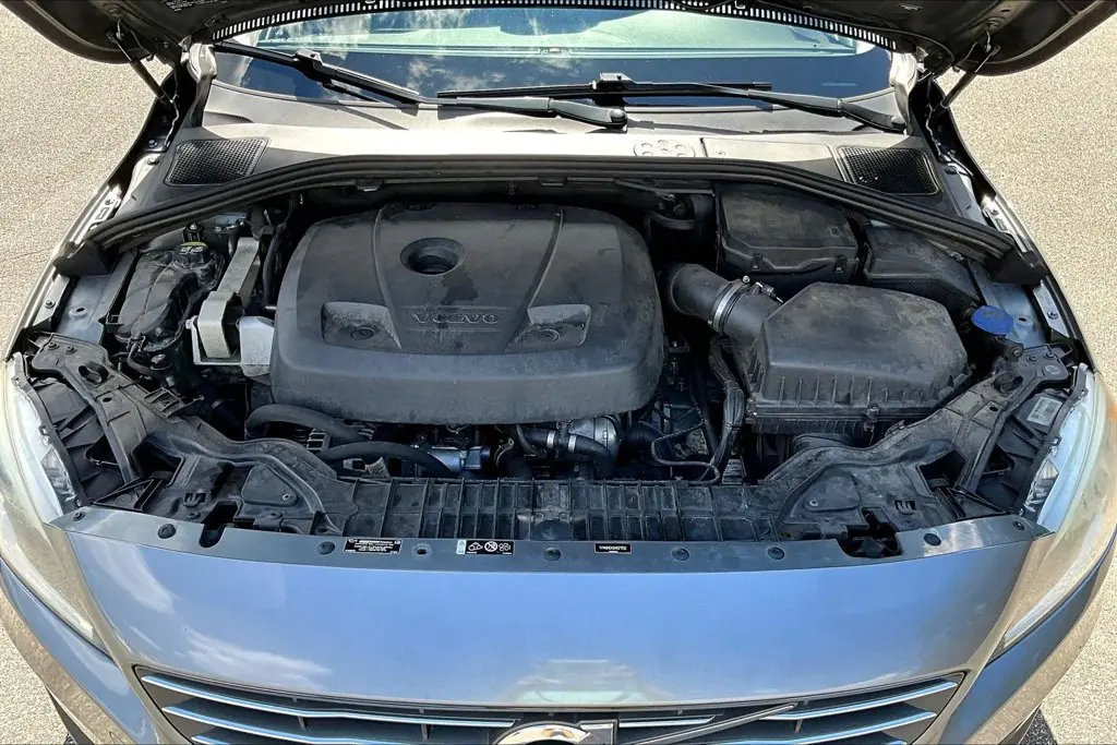 2017 Volvo V60 - $9,750