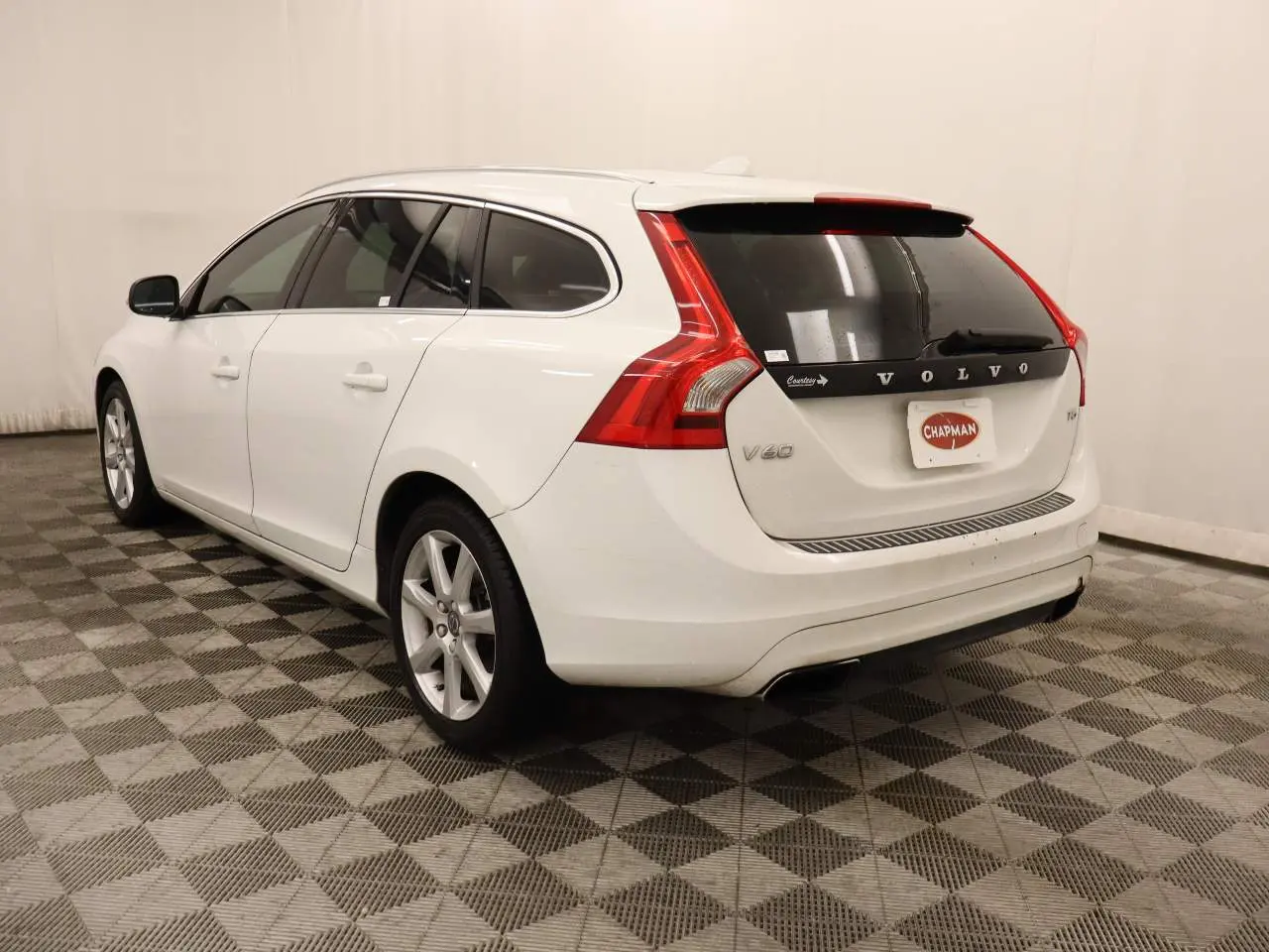2016 Volvo V60 - $9,742