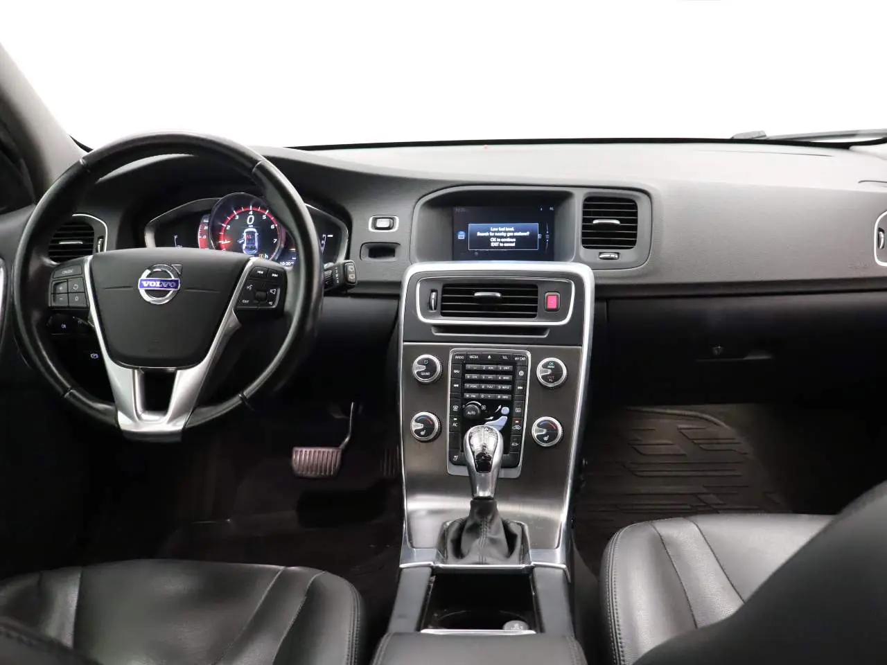 2016 Volvo V60 - $9,742