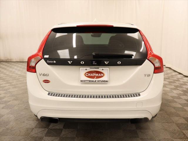 2016 Volvo V60 - $10,287