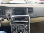 2015 S60 Thumbnail 11