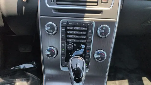 2015 Volvo S60 T5 Drive-E Premier