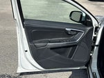 2017 S60 Thumbnail 11
