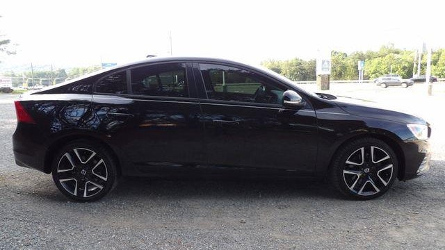 2017 Volvo S60 T5 Dynamic