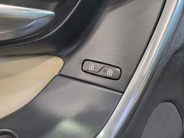 2013 Volvo S60 - $7,779