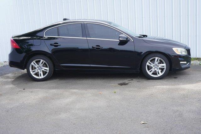 2015 Volvo S60 - $8,500