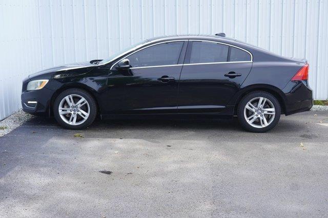 2015 Volvo S60 - $8,500
