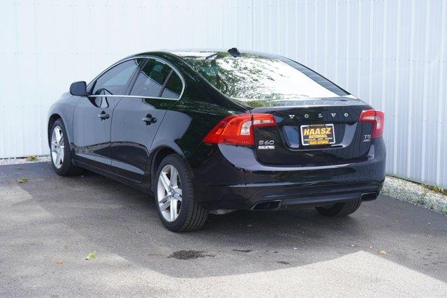 2015 Volvo S60 - $8,500