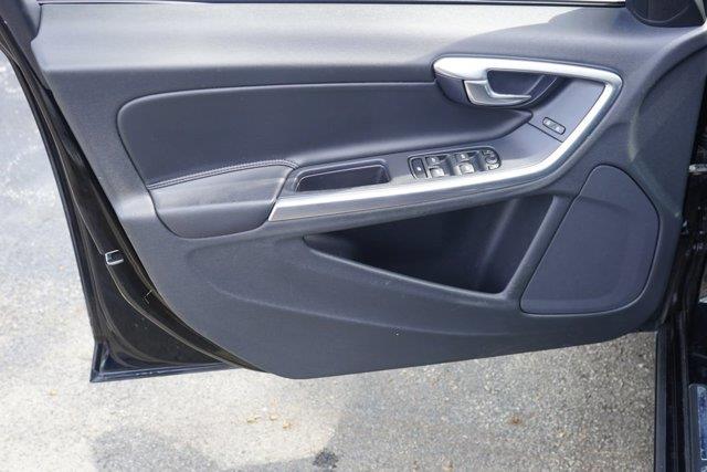 2015 Volvo S60 - $8,500